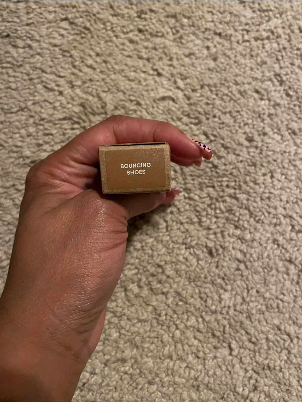 GXVE Paint It Up Longwear Mousse Eyeshadow in Bouncing Shoes